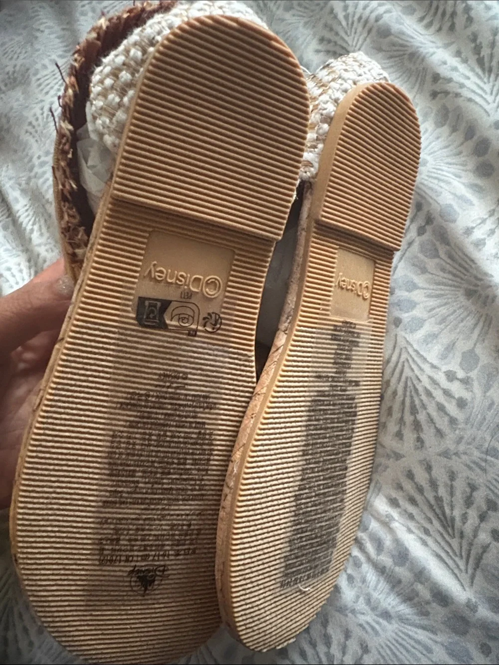 Disney moana  Kids Cork Sandals with Teal Lollipop Accents size US: 9/10